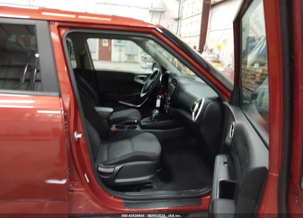 2021 KIA SOUL VIN: KNDJ23AU5M7749925