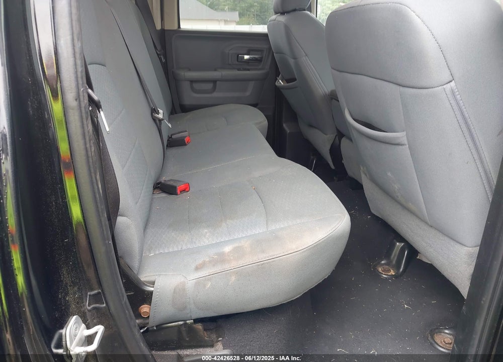 2013 RAM 1500 VIN: 1C6RR6GP5DS517492