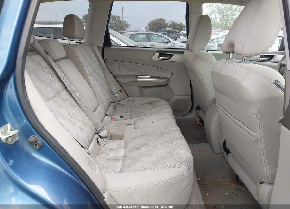 2010 SUBARU FORESTER 2.5X PREMIUM VIN: JF2SH6CC2AH719250