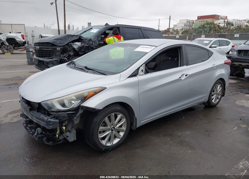 2016 HYUNDAI ELANTRA SE VIN: KMHDH4AE4GU475211