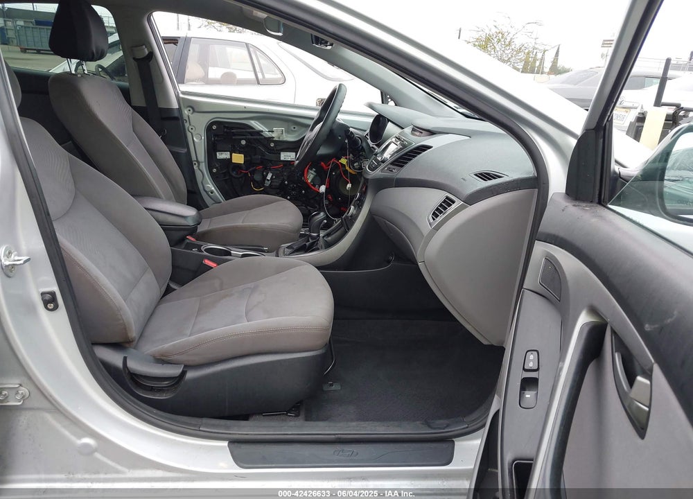 2016 HYUNDAI ELANTRA SE VIN: KMHDH4AE4GU475211