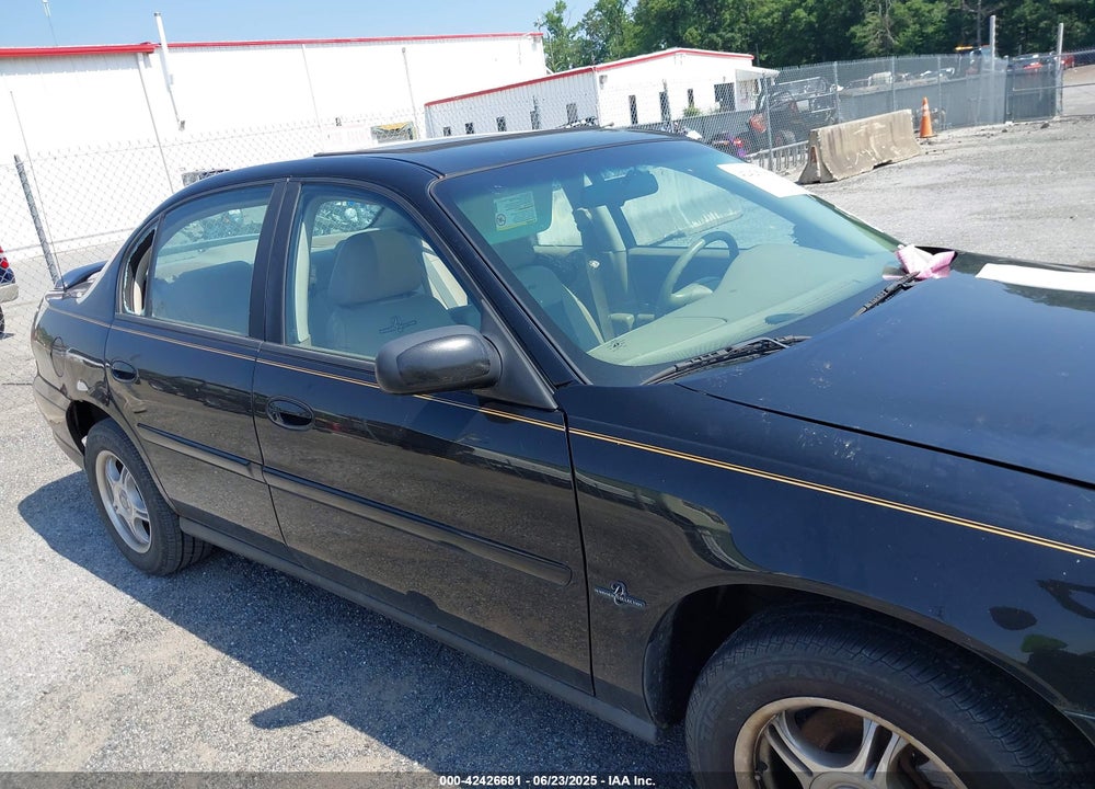 2003 CHEVROLET MALIBU VIN: 1G1ND52J33M657751