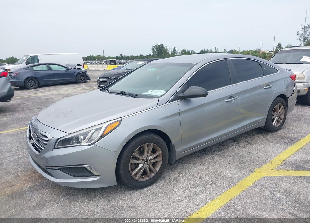 2016 HYUNDAI SONATA SE VIN: 5NPE24AFXGH381718