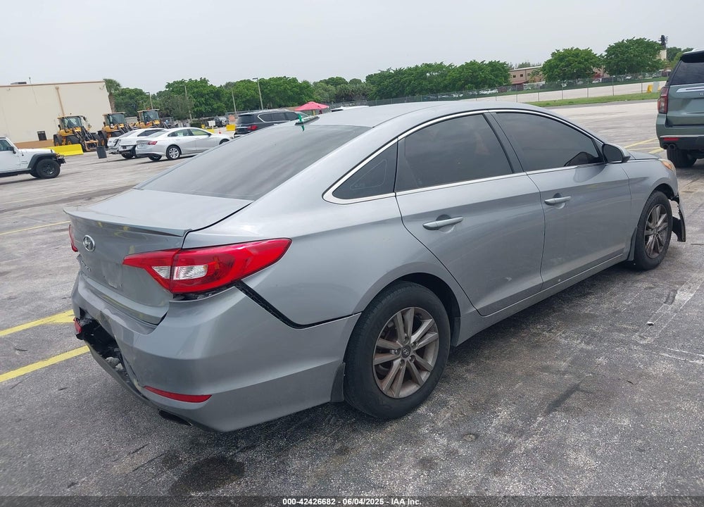 2016 HYUNDAI SONATA SE VIN: 5NPE24AFXGH381718