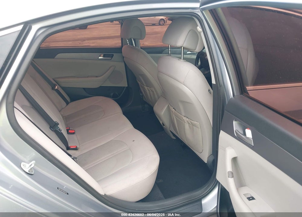 2016 HYUNDAI SONATA SE VIN: 5NPE24AFXGH381718