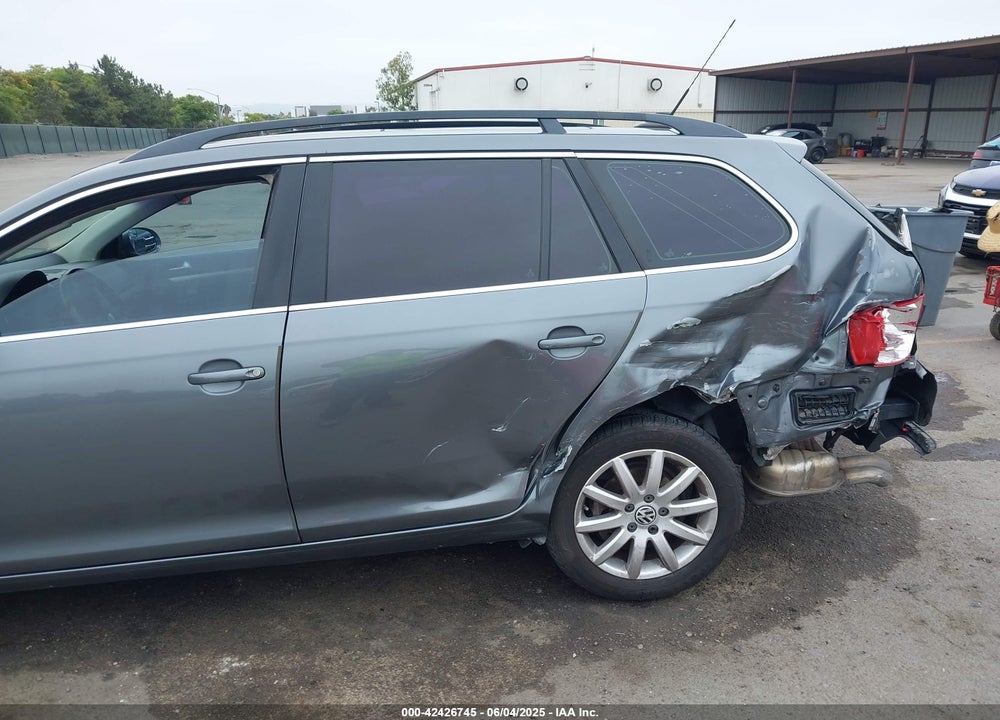 2009 VOLKSWAGEN JETTA 2.0L TDI VIN: 3VWTL71K49M320605