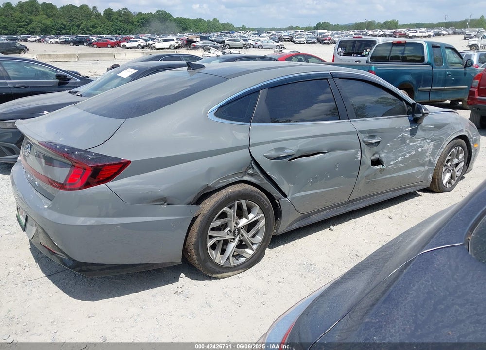 2020 HYUNDAI SONATA VIN: 5NPEF4JA3LH035688