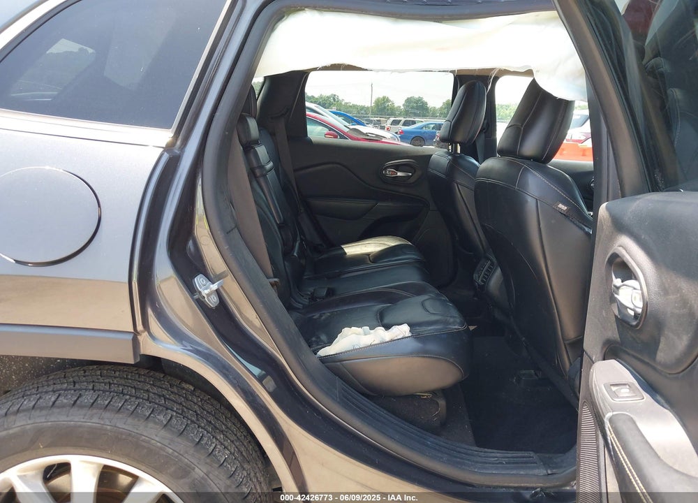 2016 JEEP CHEROKEE VIN: 1C4PJMDS4GW192836