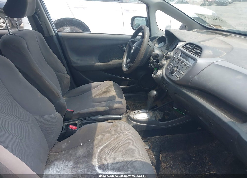 2009 HONDA FIT VIN: JHMGE88209S008443