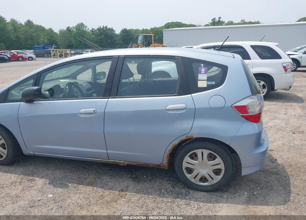 2009 HONDA FIT VIN: JHMGE88209S008443