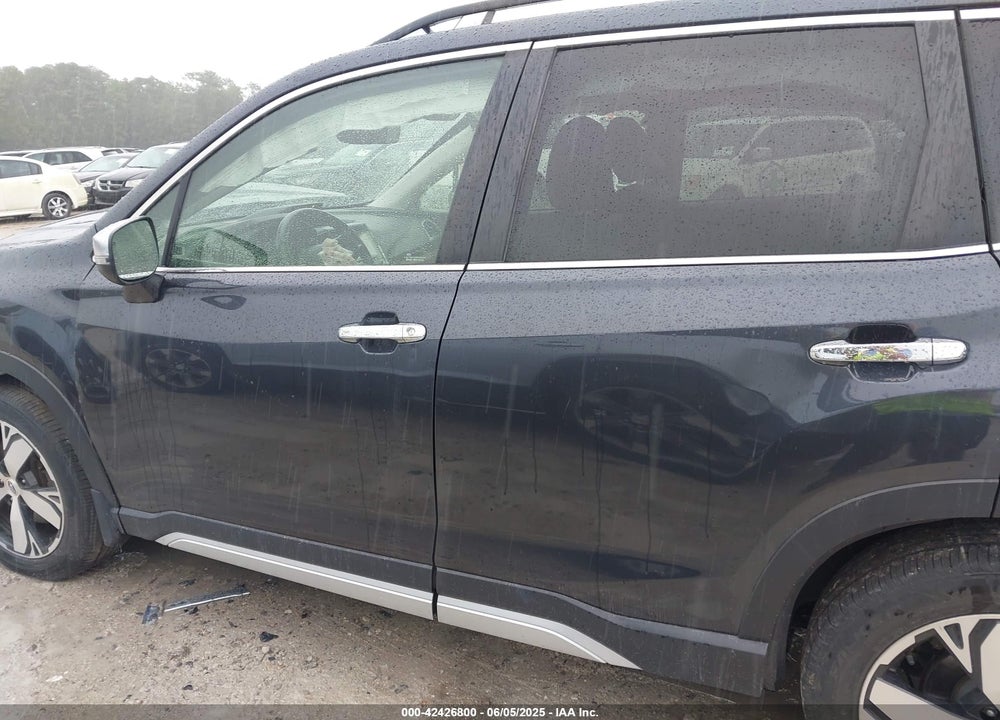 2019 SUBARU FORESTER VIN: JF2SKAWC7KH496625