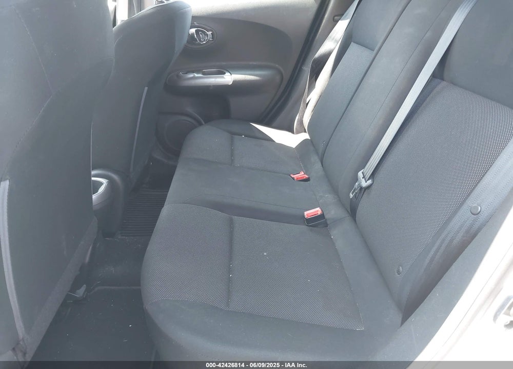 2012 NISSAN JUKE S VIN: JN8AF5MV4CT127024