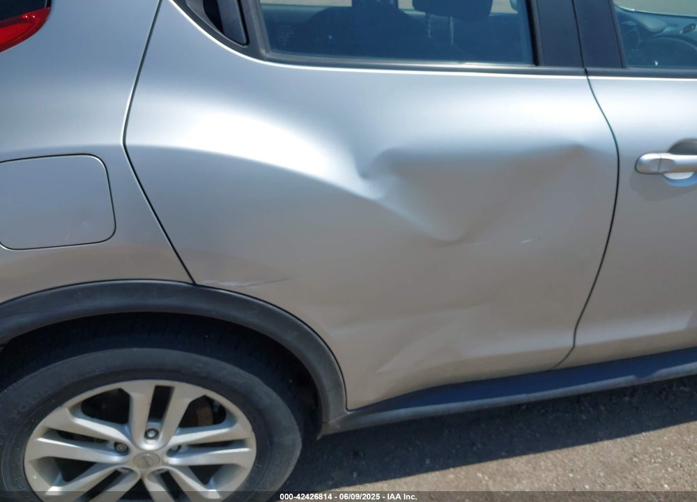 2012 NISSAN JUKE S VIN: JN8AF5MV4CT127024