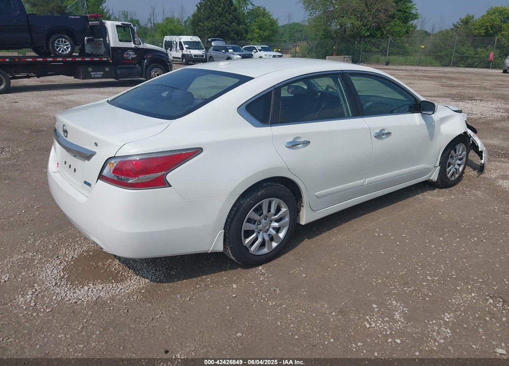 2014 NISSAN ALTIMA VIN: 1N4AL3AP1EN388011