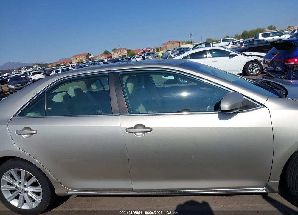 2014 TOYOTA CAMRY XLE VIN: 4T4BF1FK4ER420528