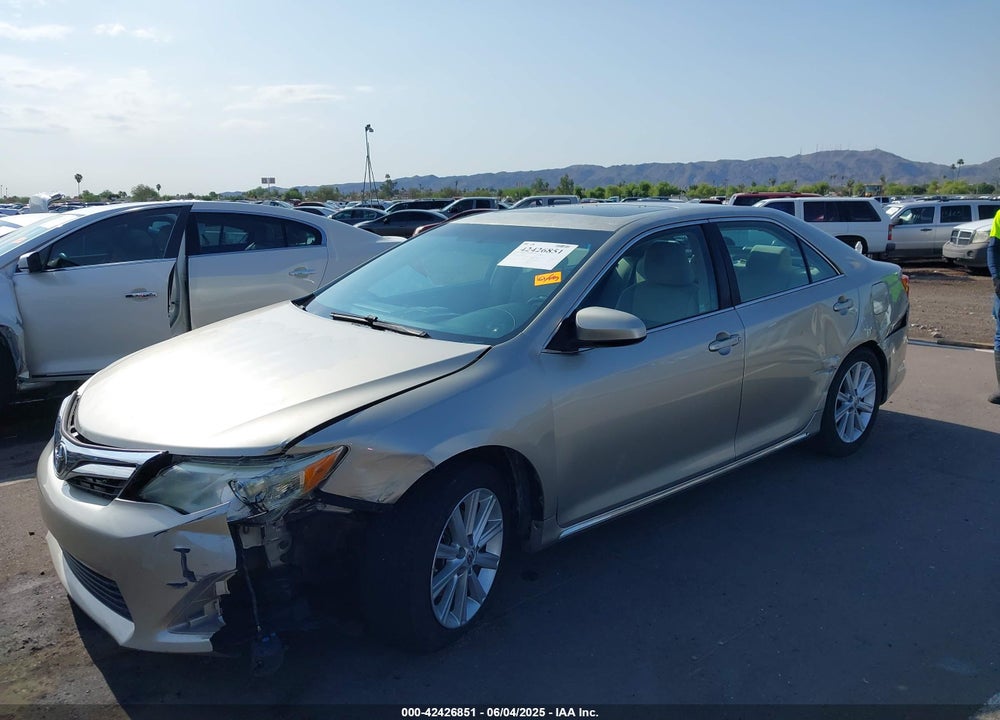 2014 TOYOTA CAMRY XLE VIN: 4T4BF1FK4ER420528