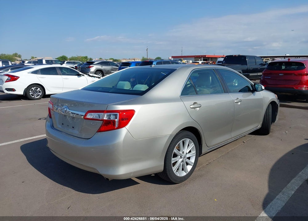 2014 TOYOTA CAMRY XLE VIN: 4T4BF1FK4ER420528