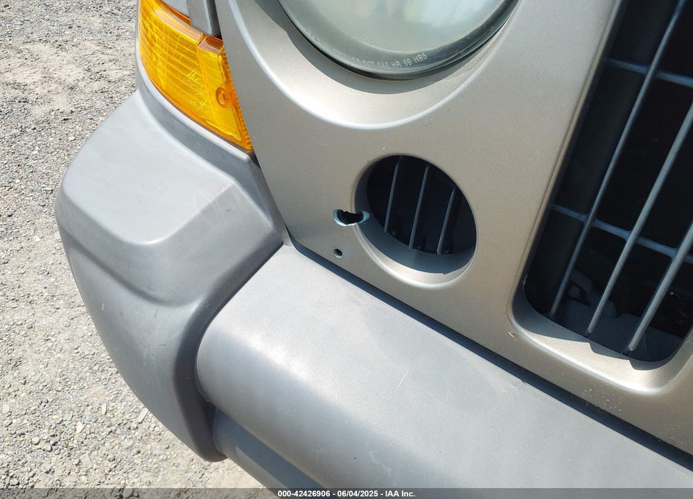 2006 JEEP LIBERTY VIN: 1J4GL48K96W224905