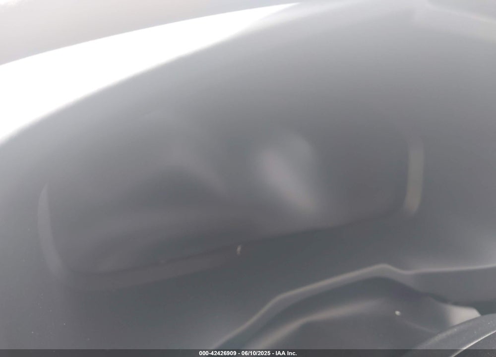 2025 TOYOTA RAV4 PLUG-IN HYBRID XSE VIN: JTMEB3FV4SD237610