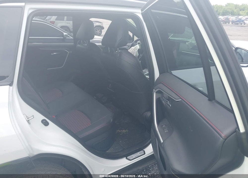 2025 TOYOTA RAV4 PLUG-IN HYBRID XSE VIN: JTMEB3FV4SD237610