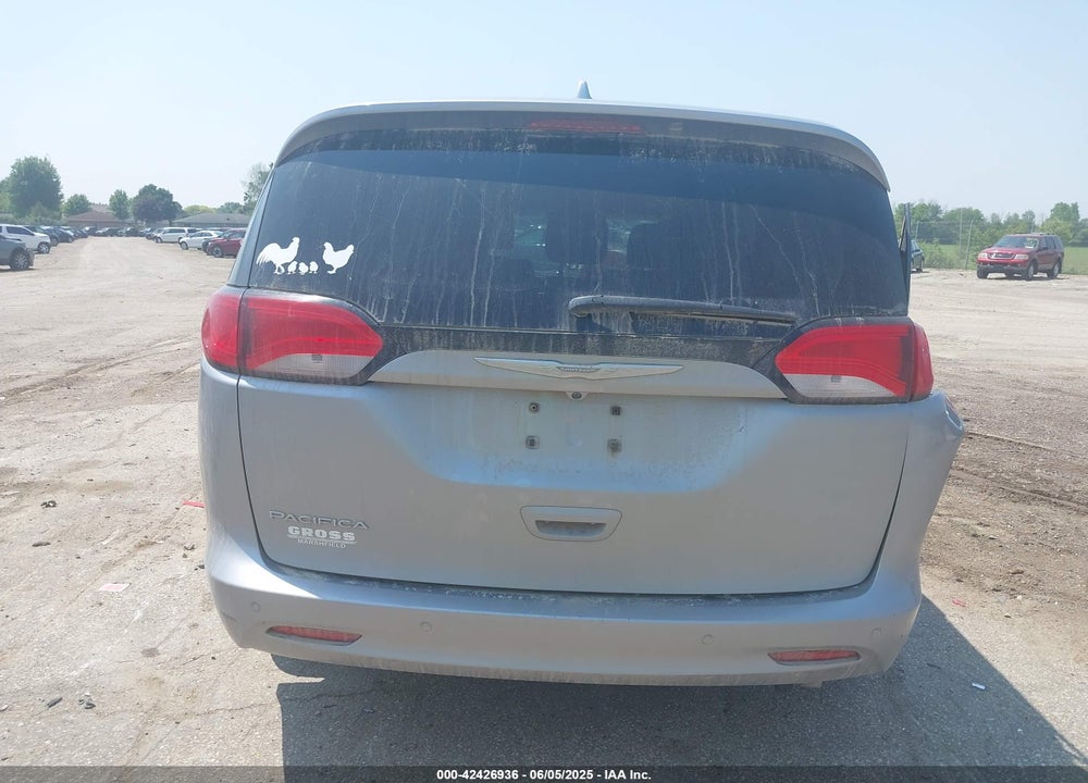 2017 CHRYSLER PACIFICA TOURING VIN: 2C4RC1DG8HR519861