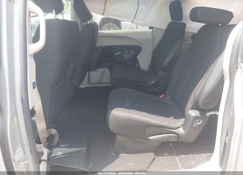 2017 CHRYSLER PACIFICA TOURING VIN: 2C4RC1DG8HR519861