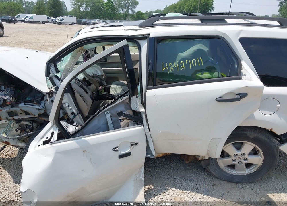 2010 FORD ESCAPE VIN: 1FMCU9DG2AKC63511