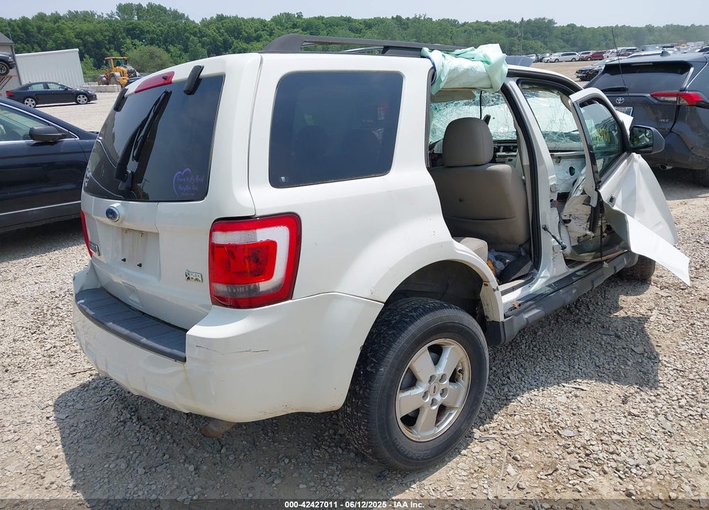 2010 FORD ESCAPE VIN: 1FMCU9DG2AKC63511
