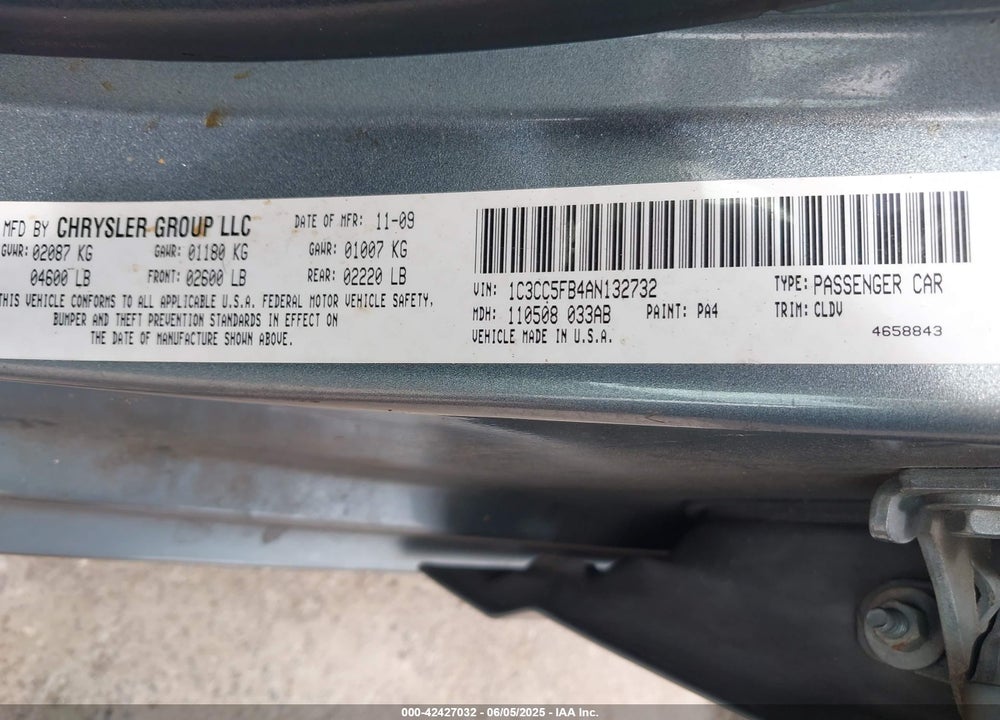 2010 CHRYSLER SEBRING VIN: 1C3CC5FB4AN132732
