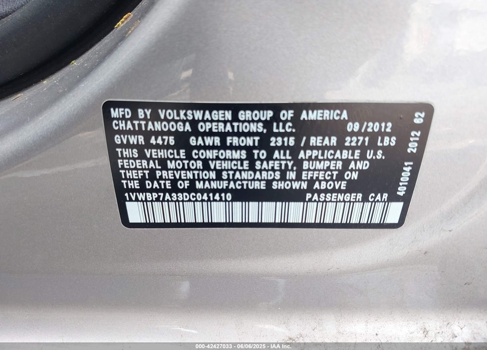 2013 VOLKSWAGEN PASSAT VIN: 1VWBP7A33DC041410