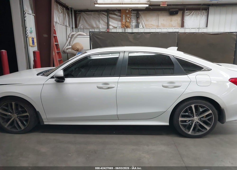 2024 HONDA CIVIC VIN: 2HGFE1F97RH335905