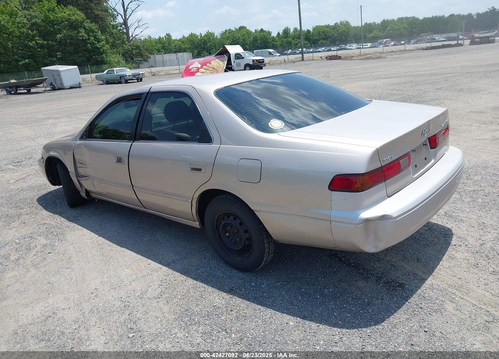 1998 TOYOTA CAMRY VIN: 4T1BG22K8WU280178