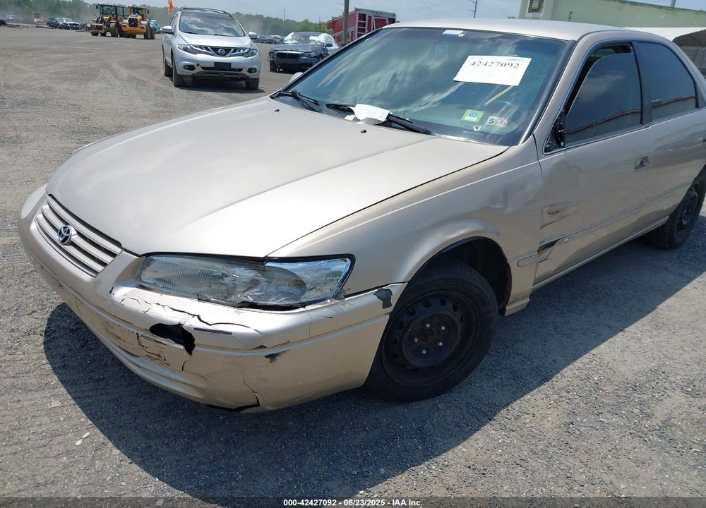 1998 TOYOTA CAMRY VIN: 4T1BG22K8WU280178
