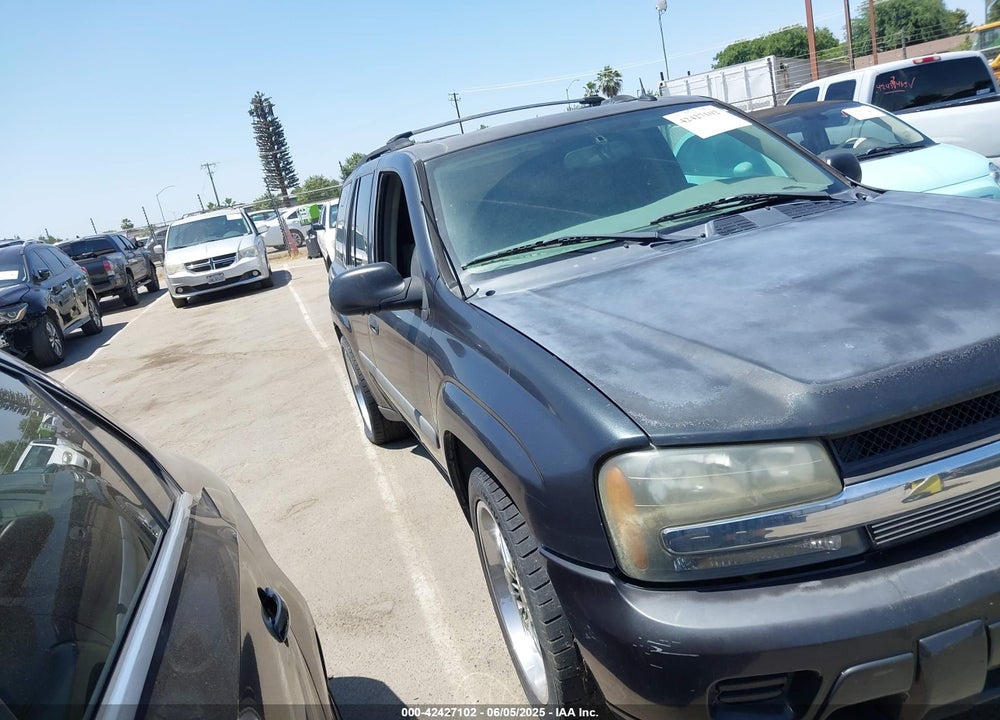 2005 CHEVROLET TRAILBLAZER LS VIN: 1GNDS13S152313902