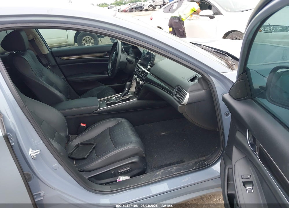 2022 HONDA ACCORD VIN: 1HGCV1F46NA039449