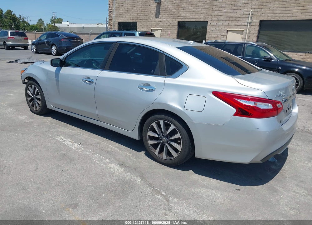 2017 NISSAN ALTIMA 2.5 SV VIN: 1N4AL3AP2HC171342