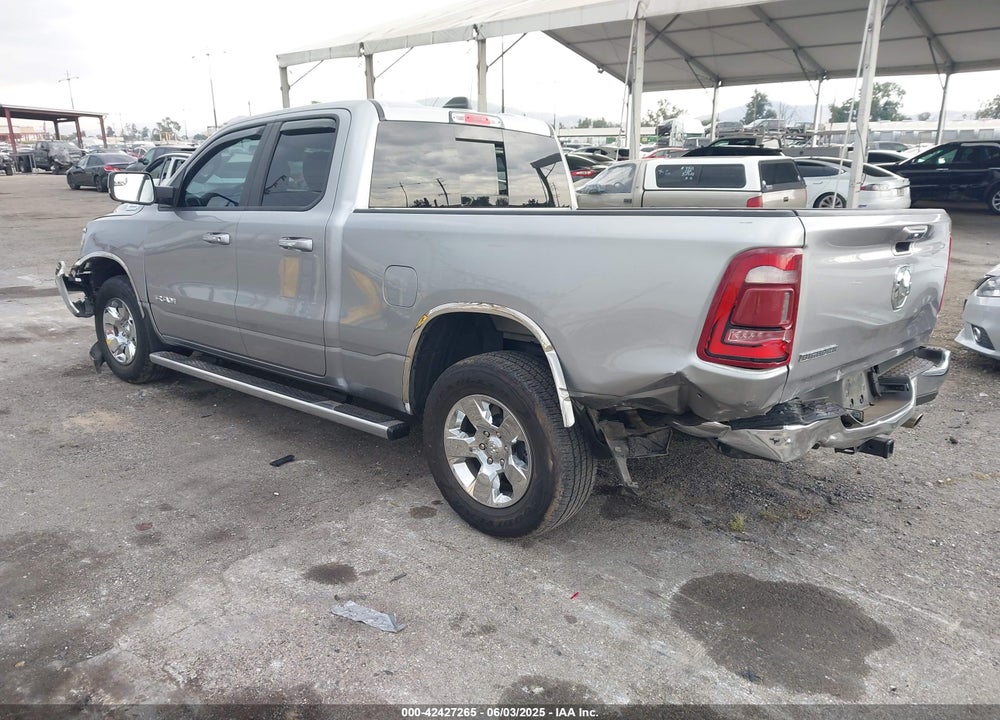 2020 RAM 1500 VIN: 1C6RREBG3LN420726