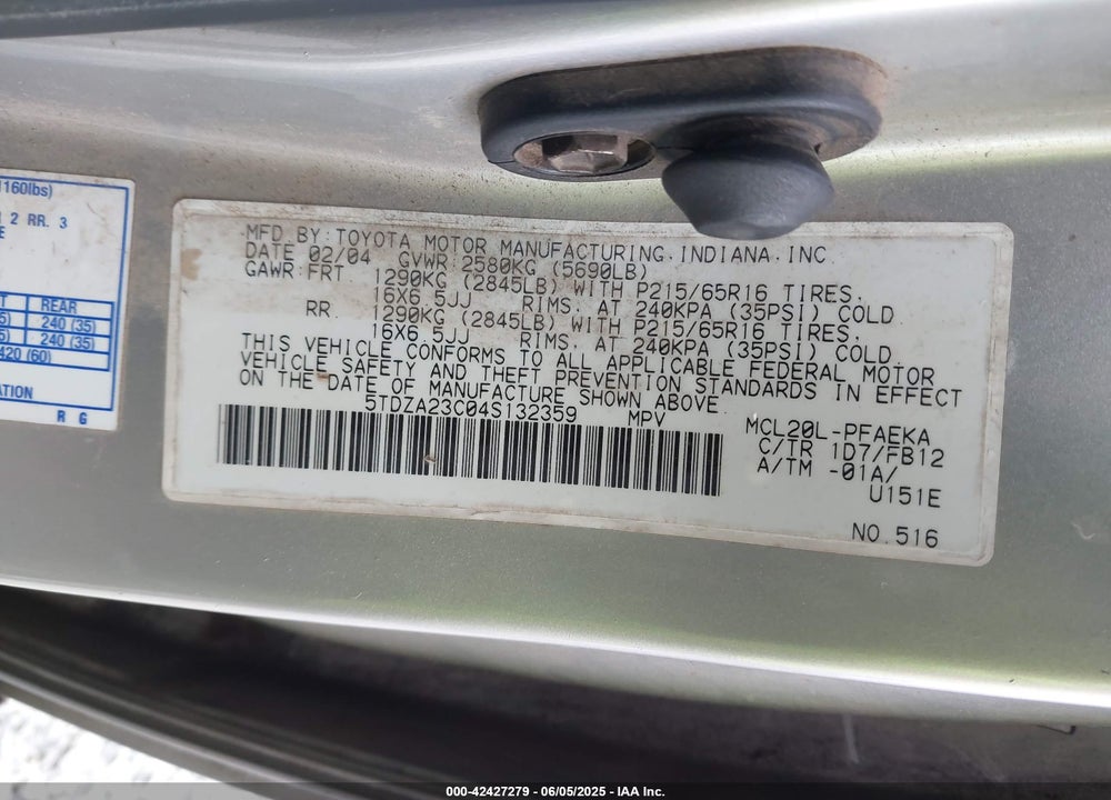 2004 TOYOTA SIENNA LE VIN: 5TDZA23C04S132359