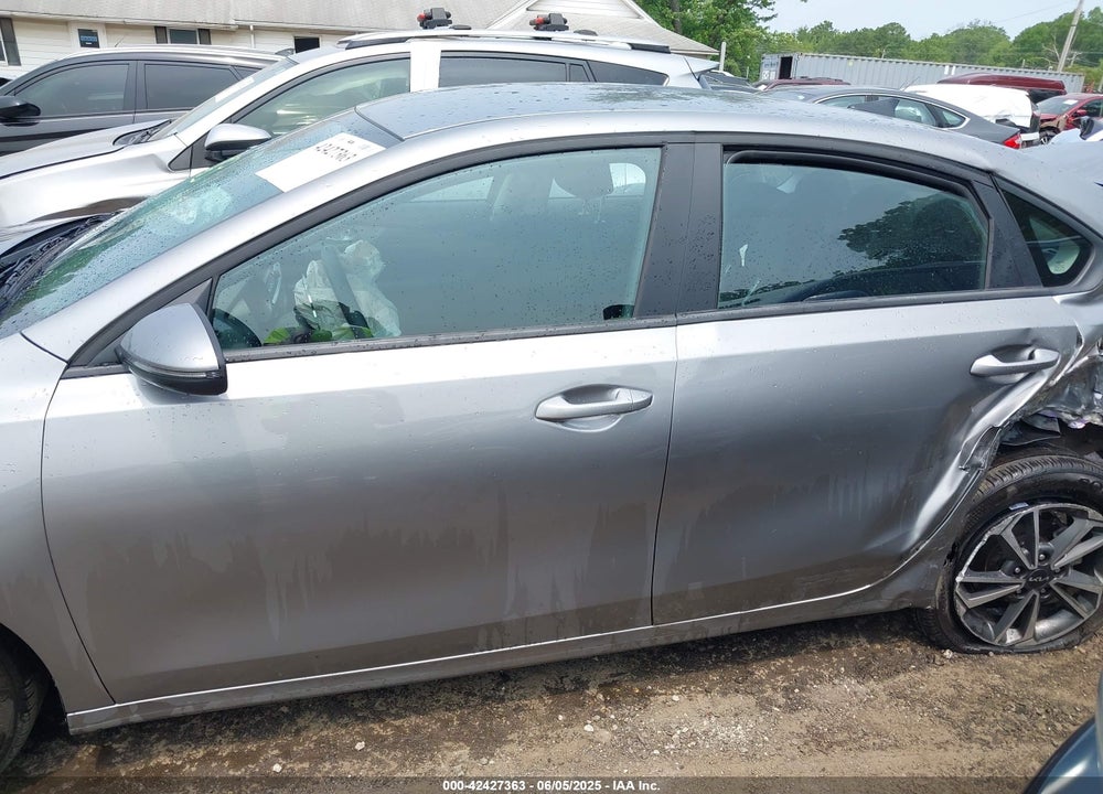 2024 KIA FORTE VIN: 3KPF24AD2RE805192