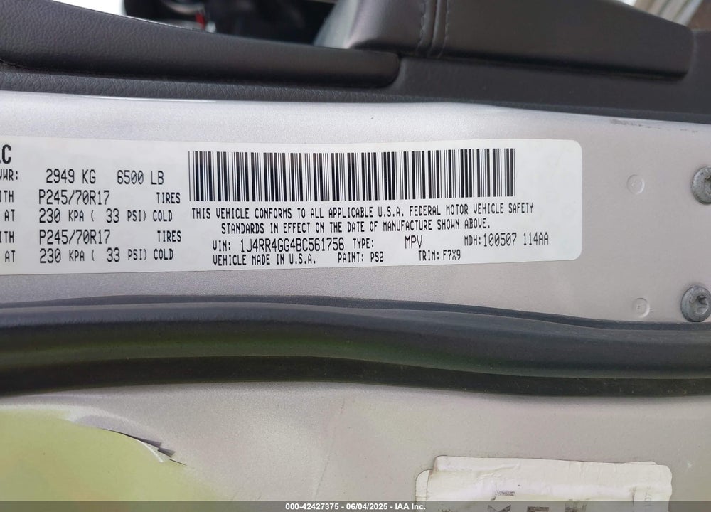 2011 JEEP GRAND CHEROKEE LAREDO VIN: 1J4RR4GG4BC561756