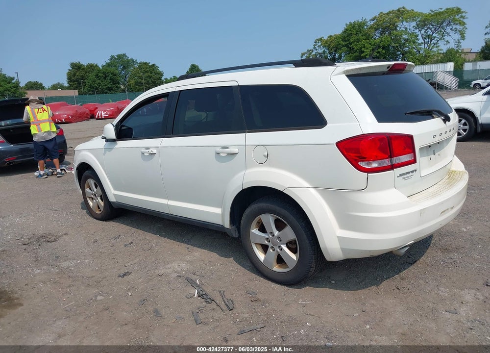 2011 DODGE JOURNEY VIN: 3D4PG1FG5BT501656