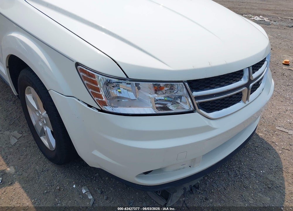 2011 DODGE JOURNEY VIN: 3D4PG1FG5BT501656