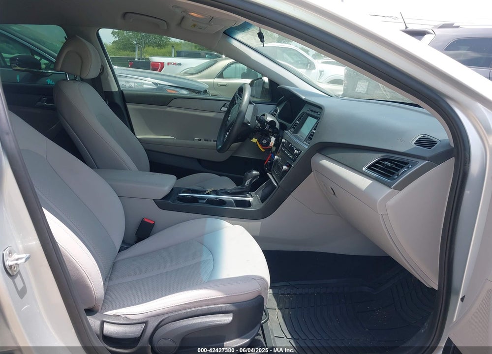 2016 HYUNDAI SONATA VIN: 5NPE24AF0GH349943