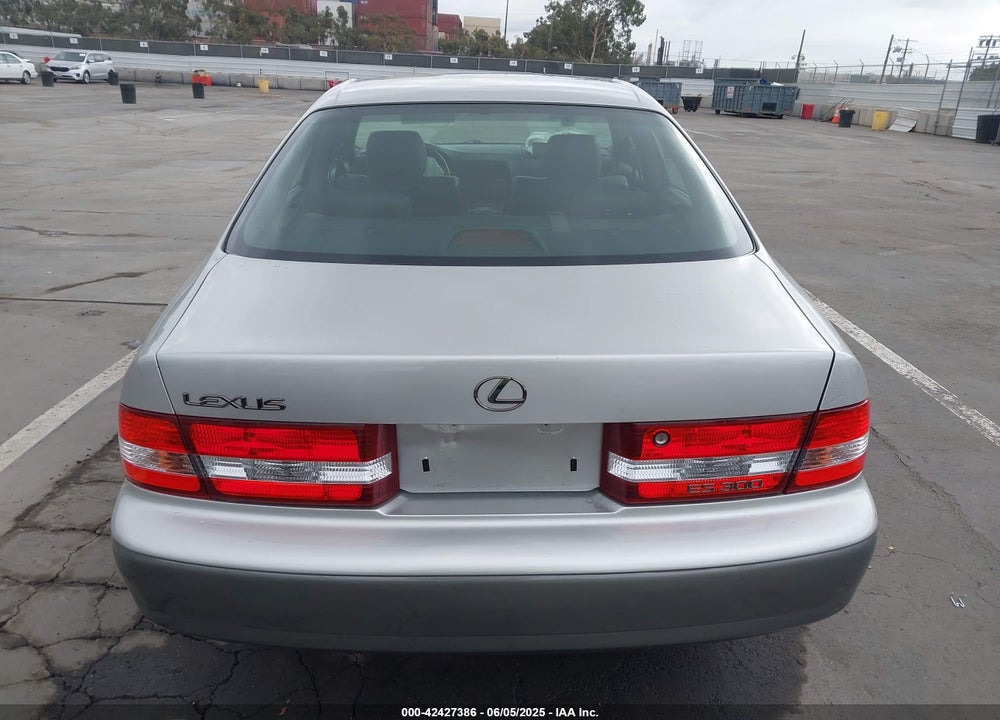 2000 LEXUS ES 300 VIN: JT8BF28G7Y5093021