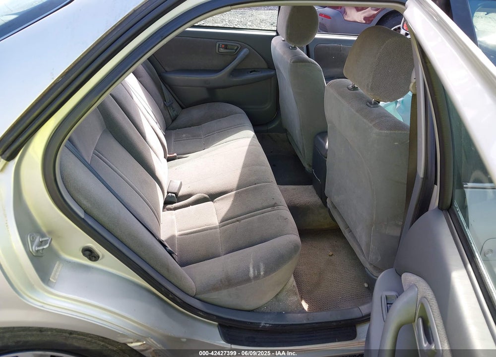 2000 TOYOTA CAMRY CE/LE/XLE VIN: 4T1BG22K7YU013858