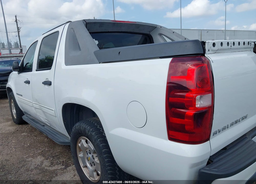 2009 CHEVROLET AVALANCHE 1500 LS VIN: 3GNEC12079G239075
