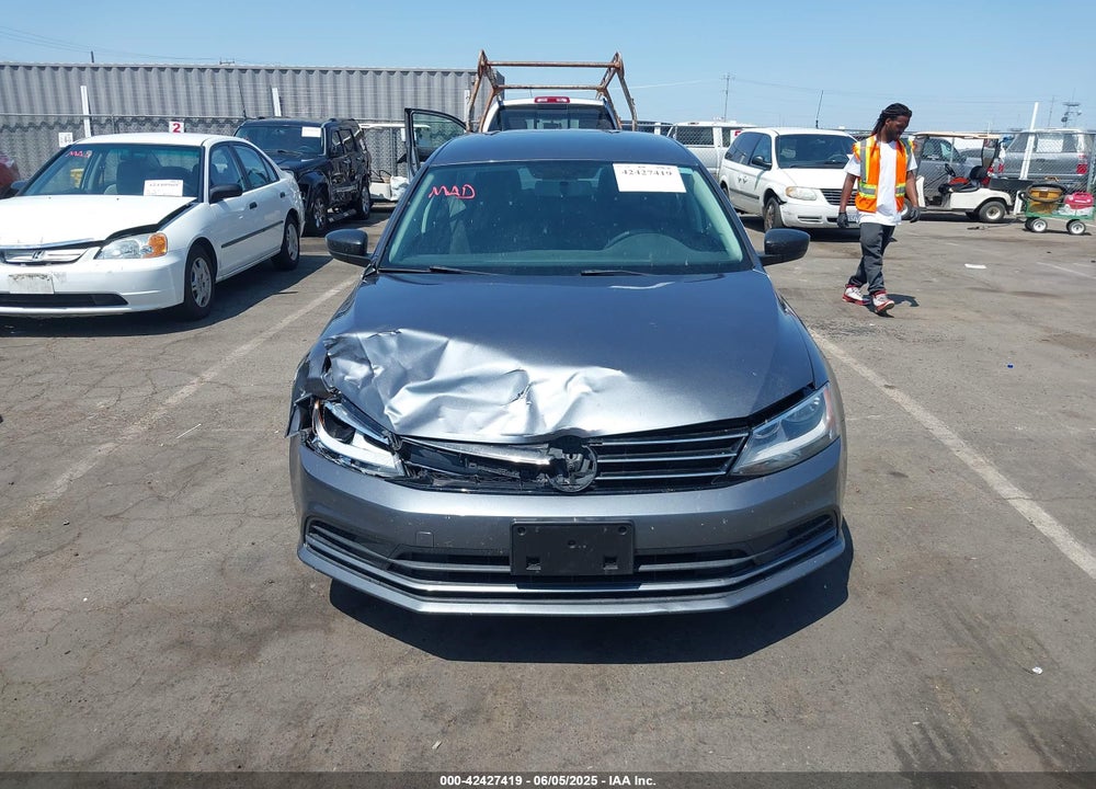 2015 VOLKSWAGEN JETTA VIN: 3VWLA7AJ2FM222732