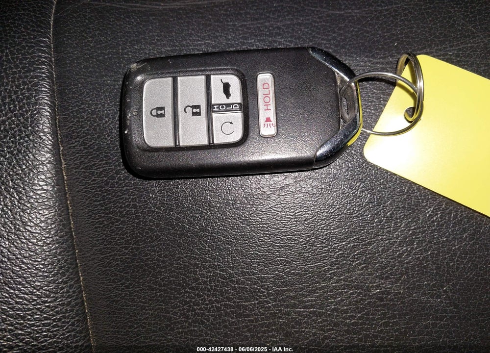 2017 HONDA PILOT VIN: 5FNYF6H53HB033625