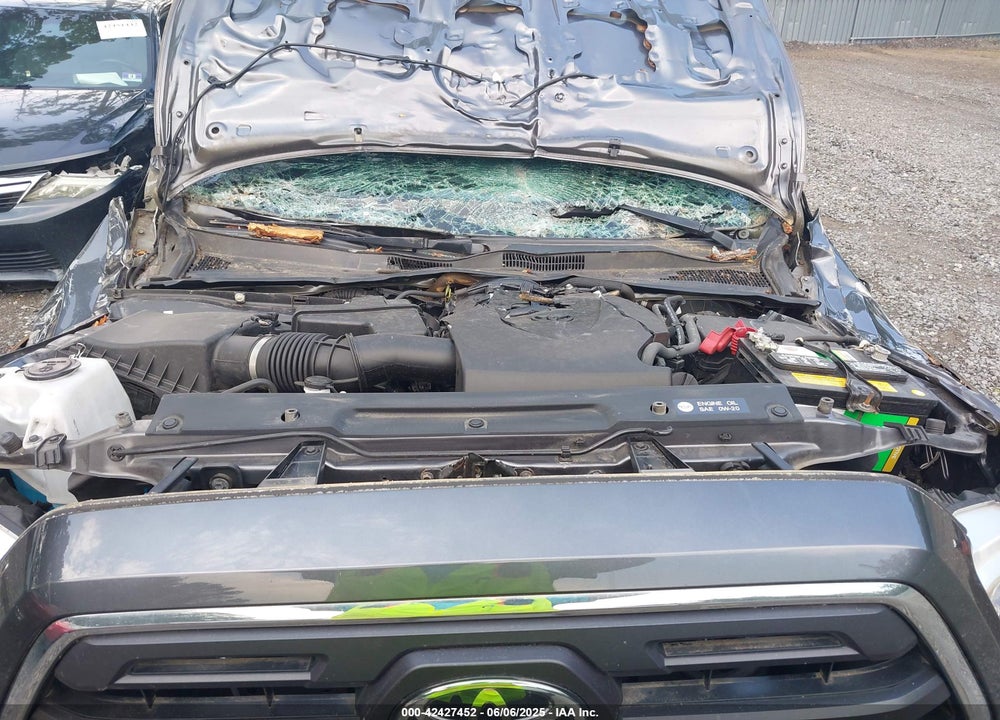 2018 TOYOTA TACOMA VIN: 5TFSZ5AN8JX150016