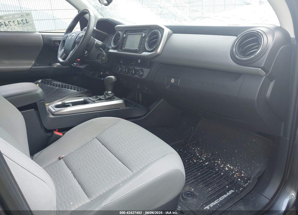 2018 TOYOTA TACOMA VIN: 5TFSZ5AN8JX150016